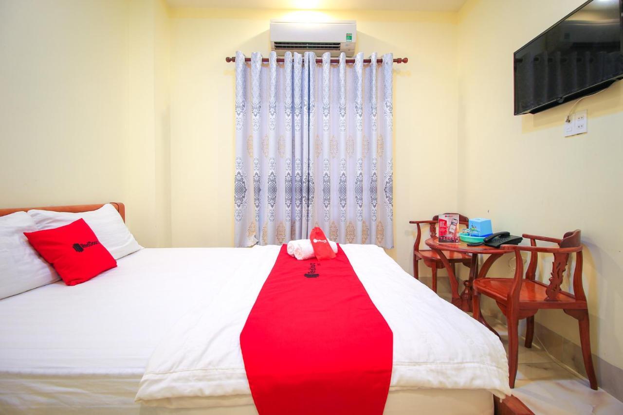 Hôtel Reddoorz Plus @ Dong Den Street à Hô Chi Minh-Ville Extérieur photo